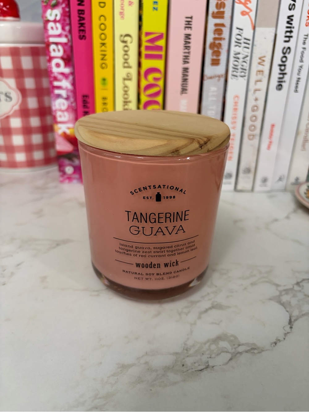 Scentsational Tangerine Guava Wooden Wick Candle - Coral
